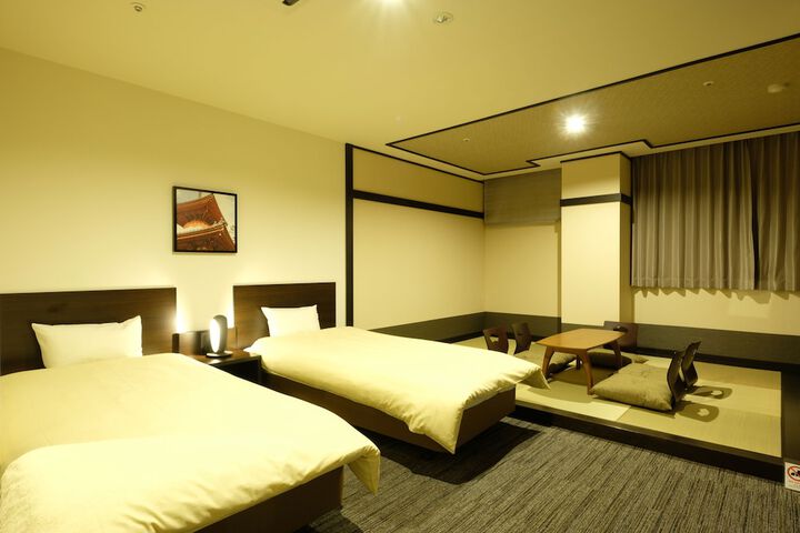 Room 18 of 55