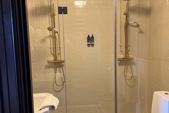 Room 40 of 71