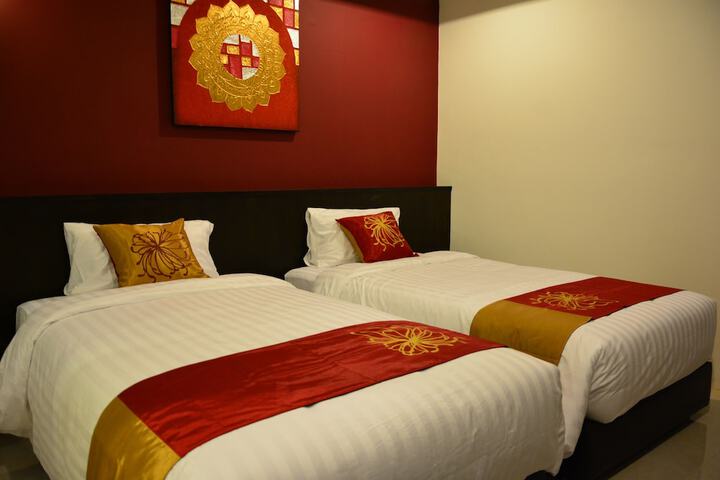 Room 9 of 45
