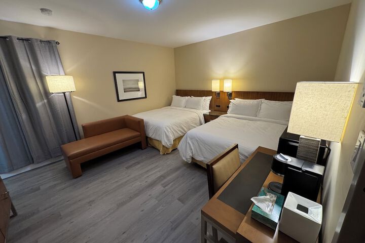 Room 17 of 36