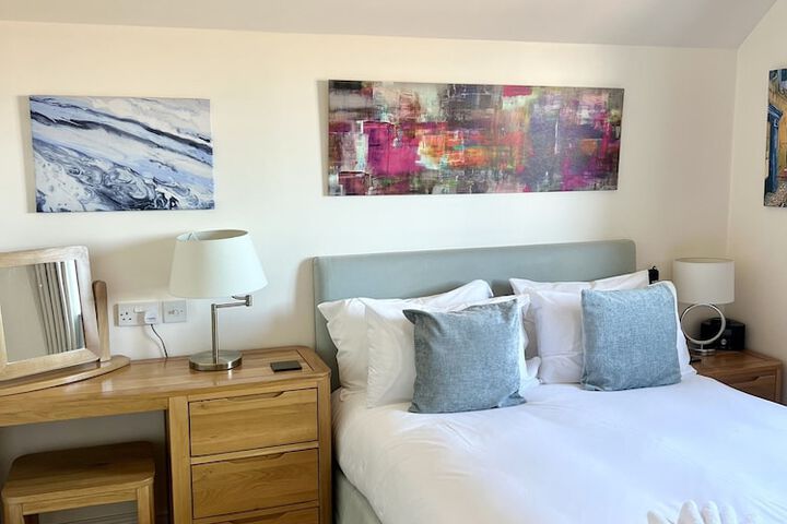 Room 9 of 41