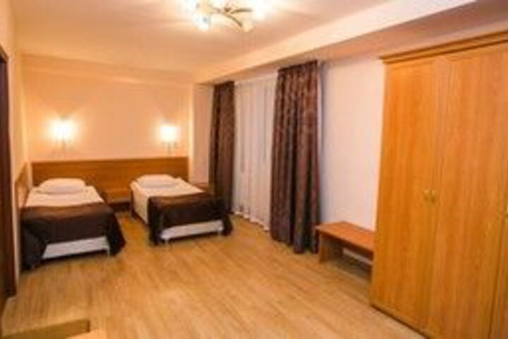 Room 32 of 88