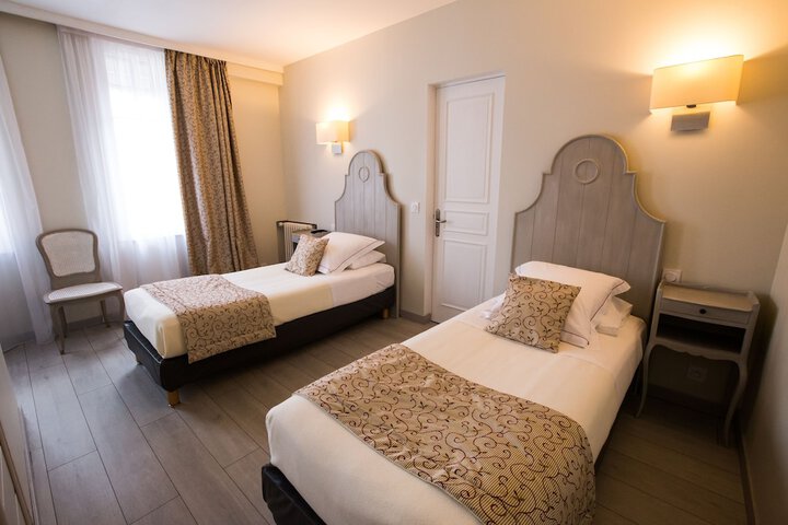 Room 14 of 89