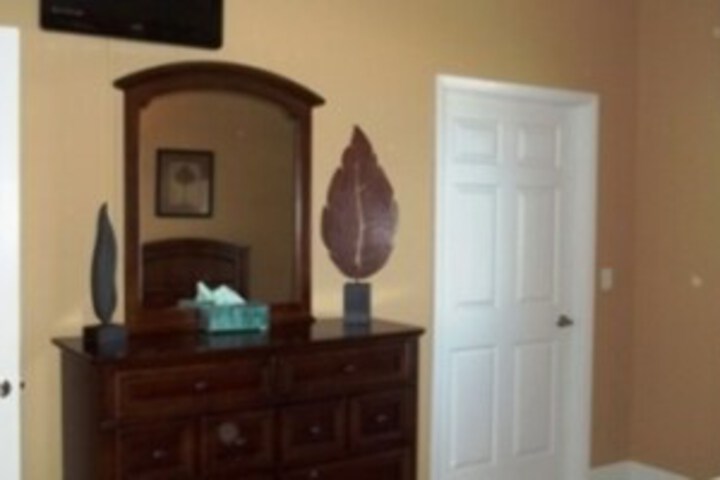Room 30 of 32