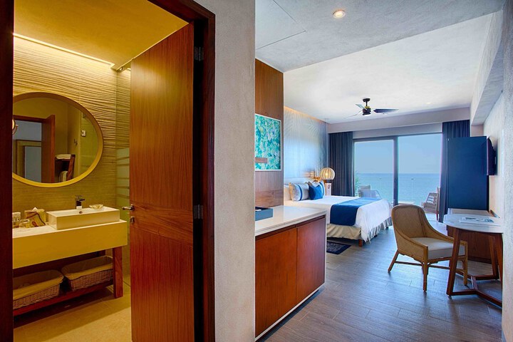 Room 13 of 599
