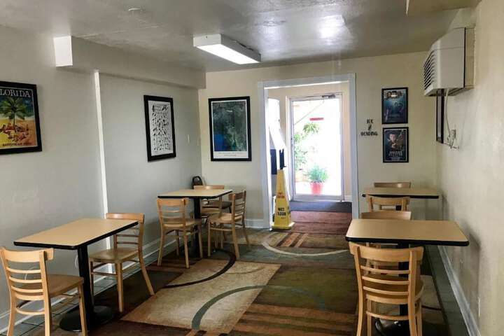 Breakfast area