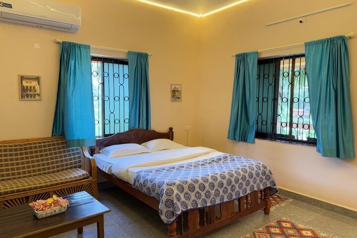 Room 3 of 11