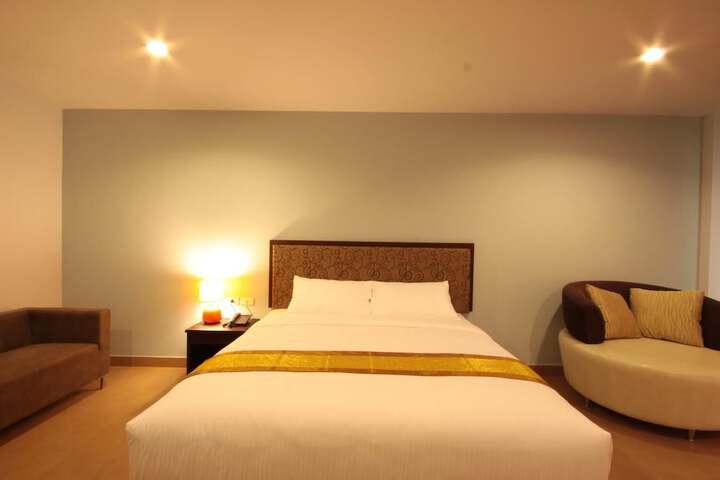 Room 7 of 31