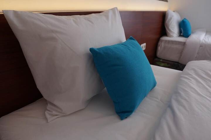 Room 6 of 26