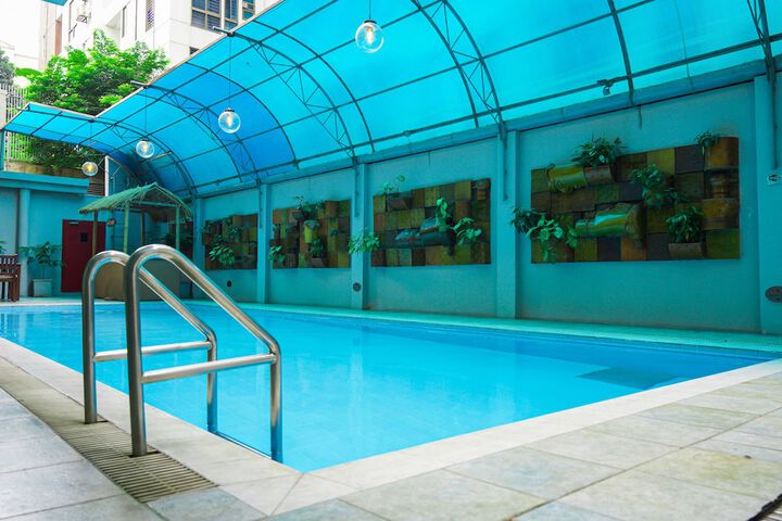 Pool 56 of 84