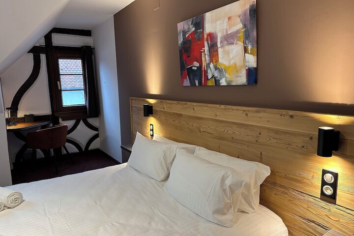 Room 11 of 81
