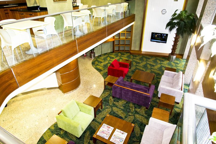Guest Lobby