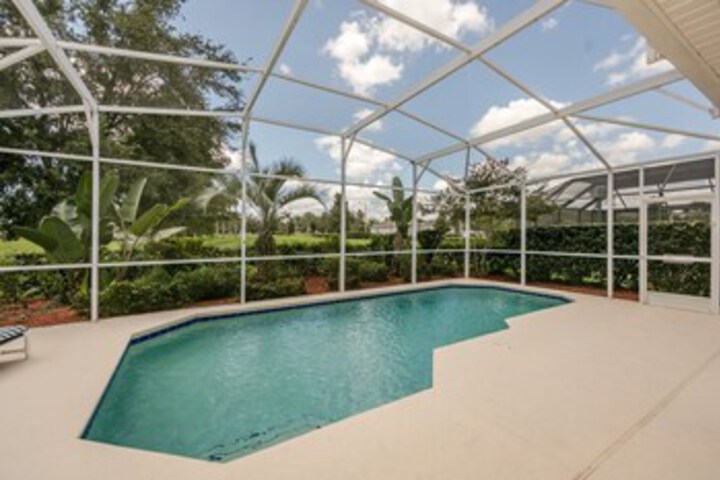 Pool 16 of 28