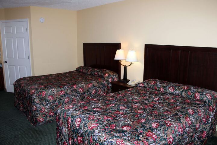 Double Bed (3 of 3)
