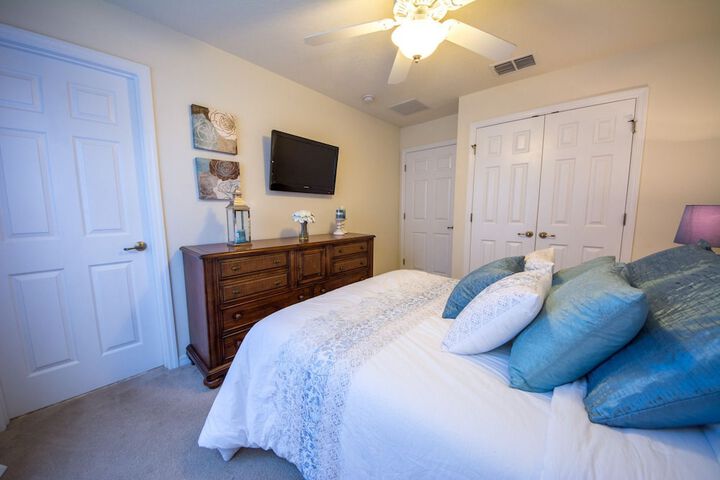 Room 81 of 221