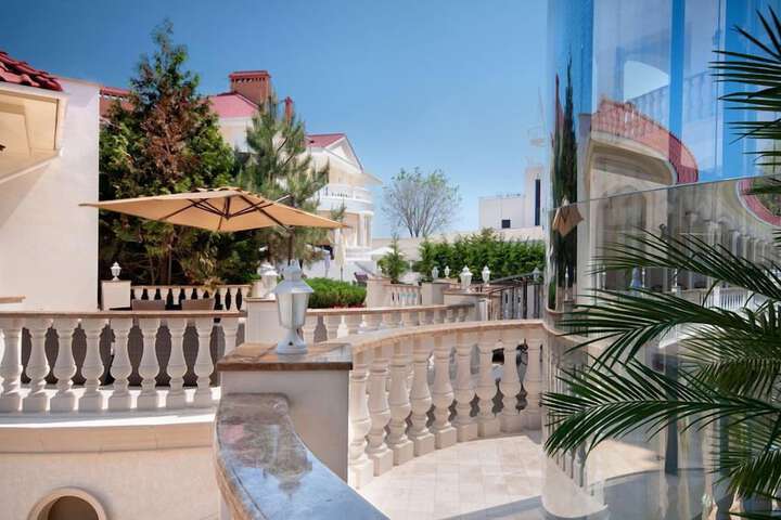 Terrace/Patio 55 of 122