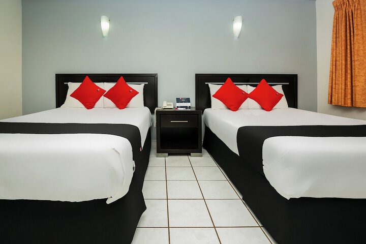 Room 16 of 39
