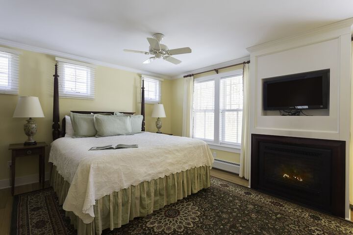 Room 16 of 48
