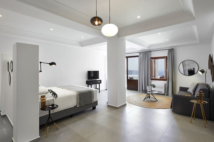 Room 71 of 228