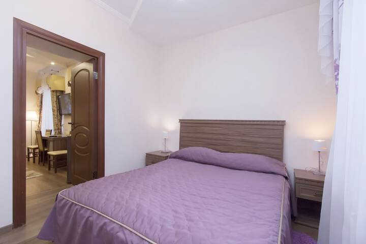 Room 12 of 63