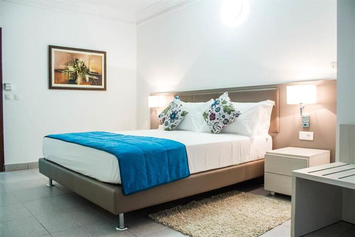 CONCIERGERIE HOTEL WHITE HOUSE