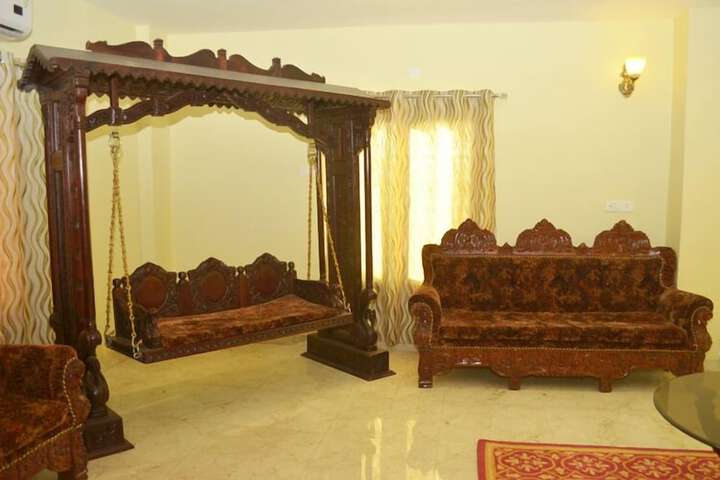 Room 19 of 62