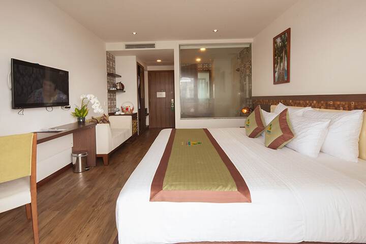 Room 27 of 140