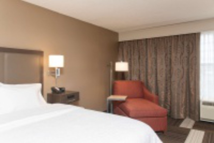 Room 138 of 372