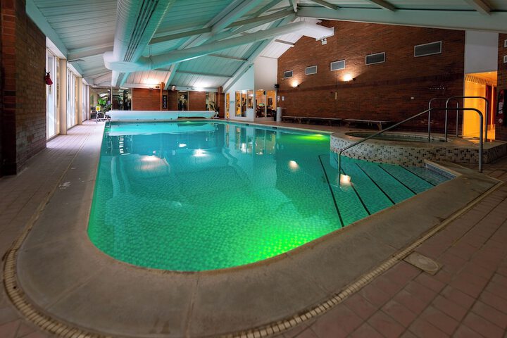 Pool Hotel