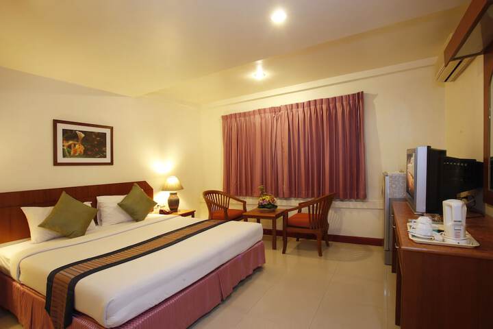 Room 10 of 56