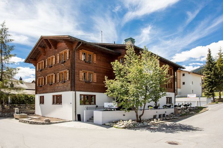 Hotel Mulin by Amanthos in Brigels