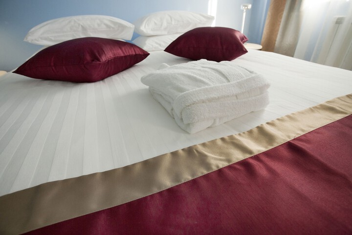 Room 4 of 44