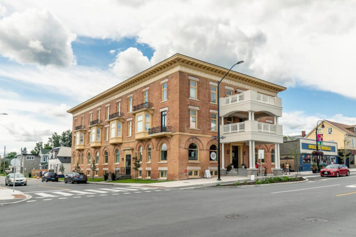 Heritage Rideau 1Br Apartment Free Parking
