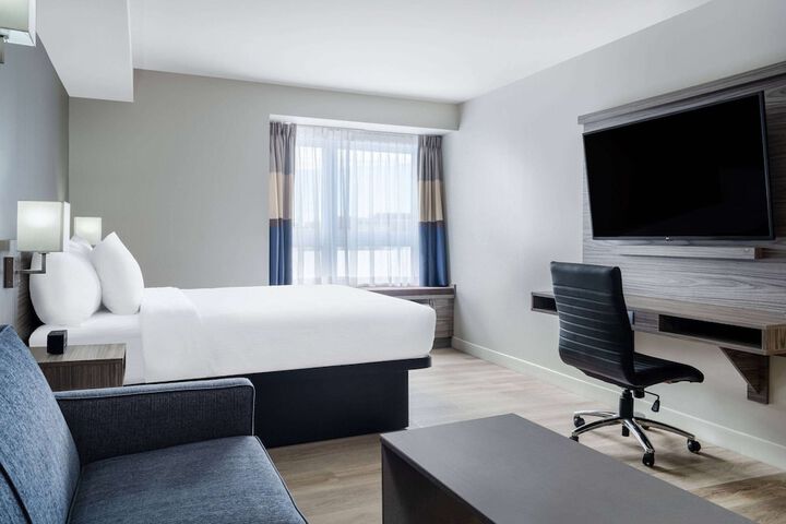Room 4 of 31
