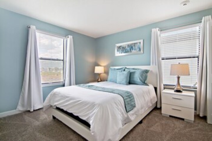 Room 10 of 31
