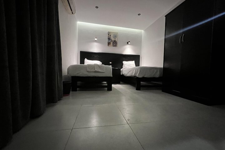 Room 20 of 107