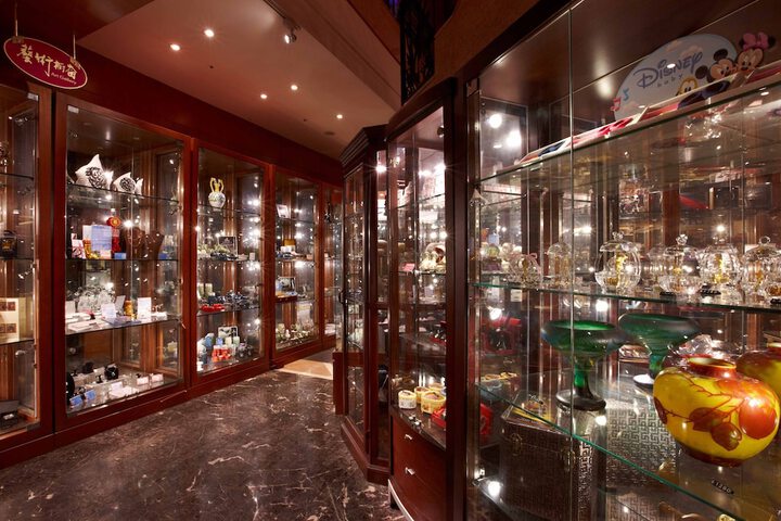 Gift Shop 24 of 40