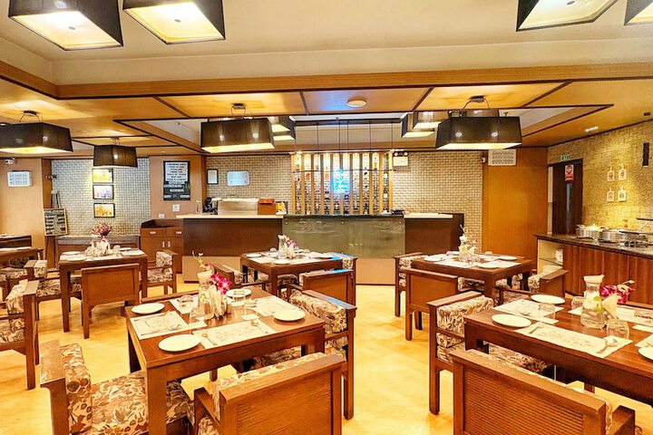 Dining 96 of 121