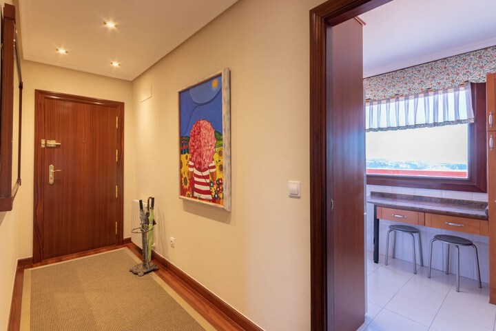 Room 12 of 26
