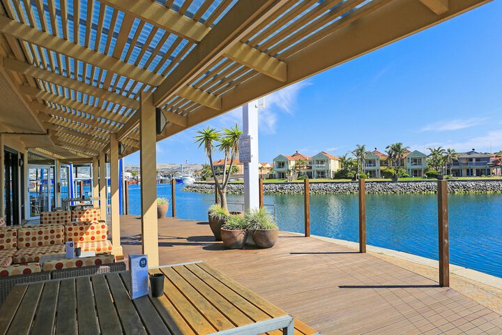 Sundeck 56 of 64