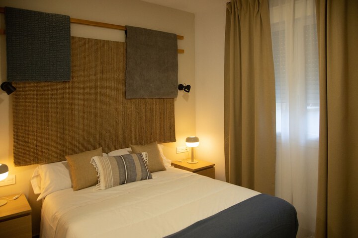 Room 4 of 7