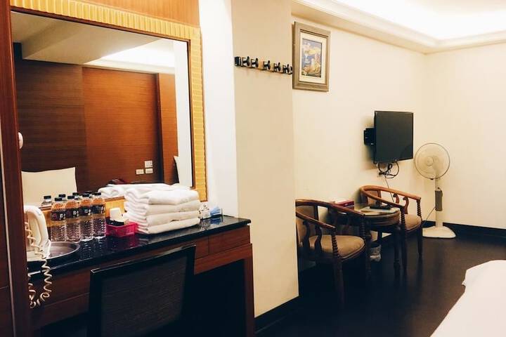 Room 20 of 31