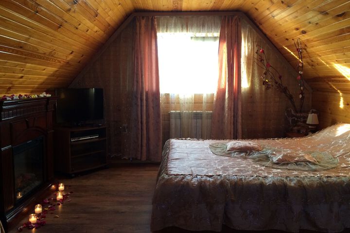 Room 37 of 42