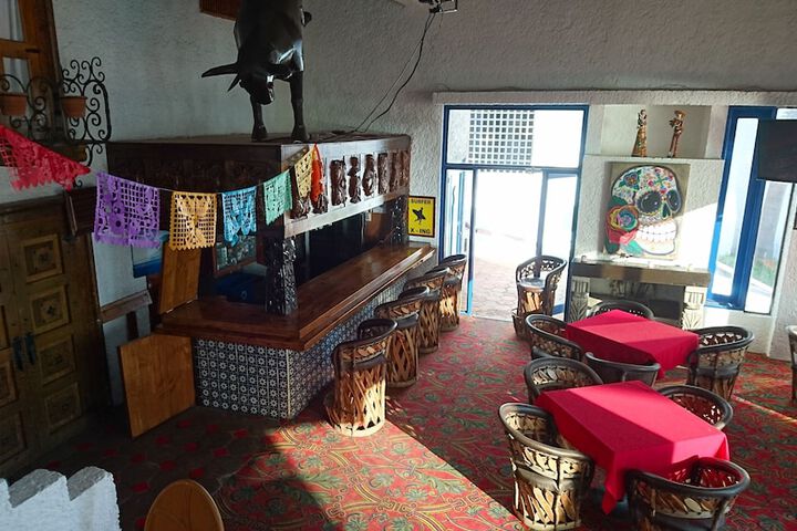 Lounge 57 of 72