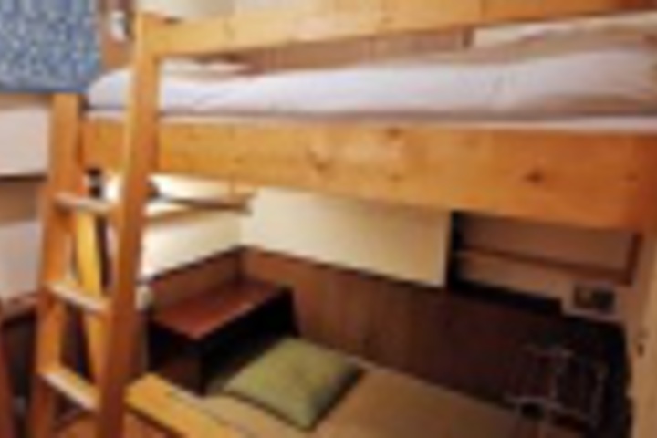 Room 113 of 192
