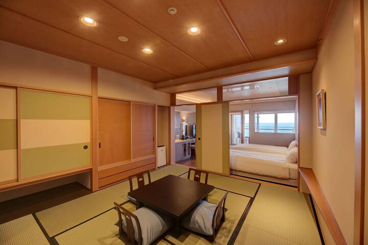 Room 8 of 124