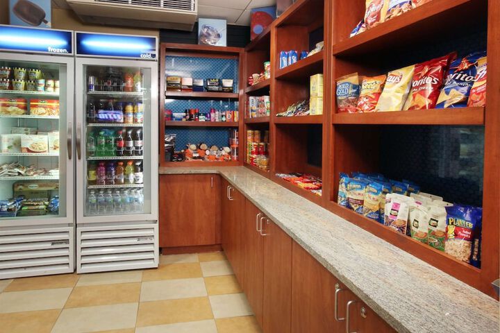 Snack bar