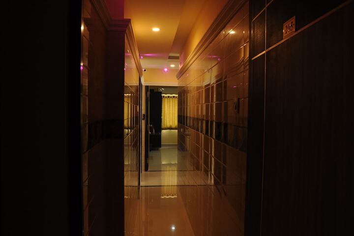Hotel 2 of 51