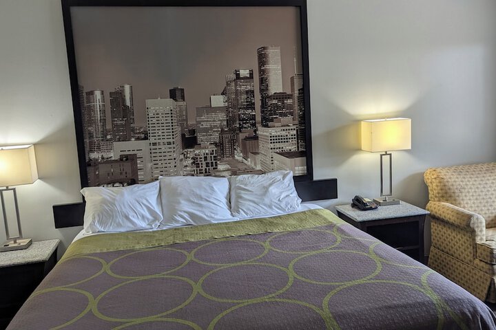 Room 6 of 21