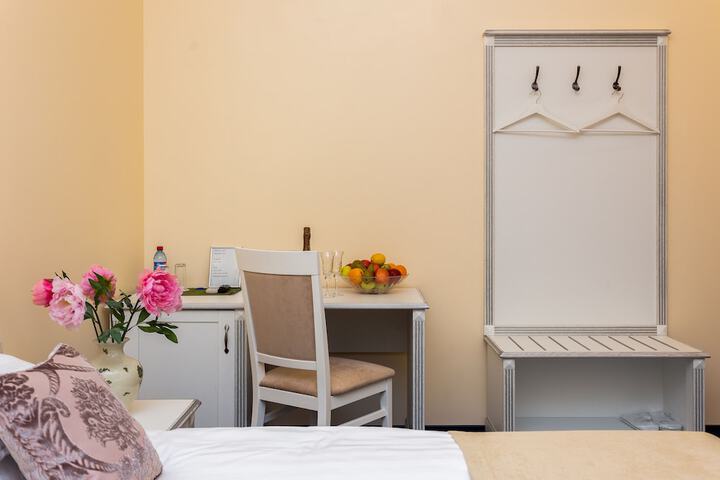 Room 20 of 62